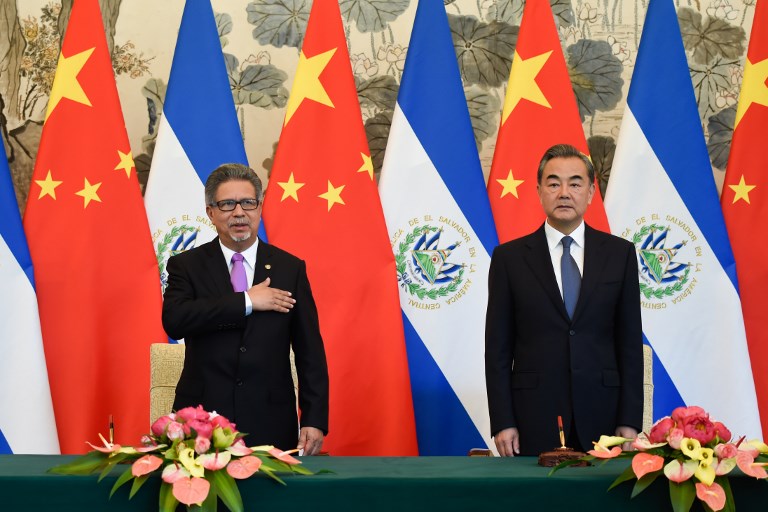 El Salvador abre relaciones con China; una nueva derrota para Taiwán