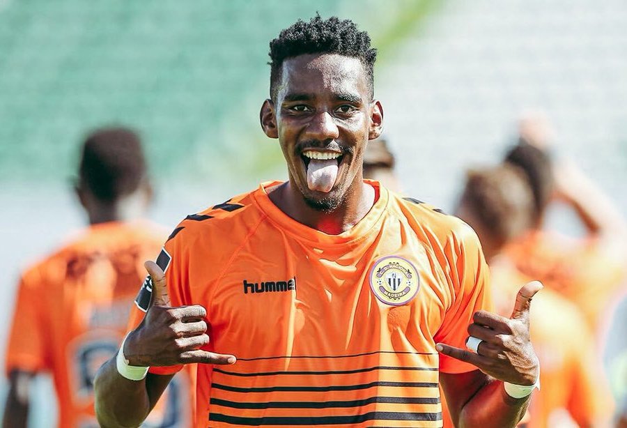 BRYAN RÓCHEZ ESTÁ PONIENDO EN ALTO A HONDURAS EN PORTUGAL