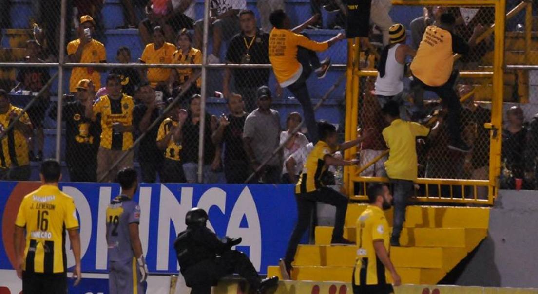 REAL ESPAÑA Y MARATHÓN SE HA VUELTO CLÁSICO VIOLENTO