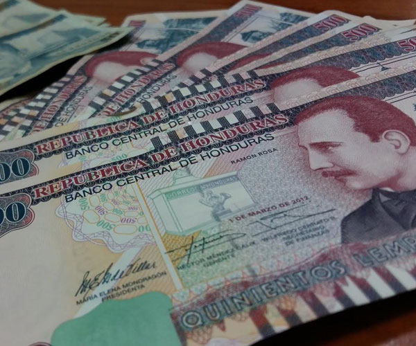 30% del presupuesto de Salud es "mal utilizado", señala Finanzas