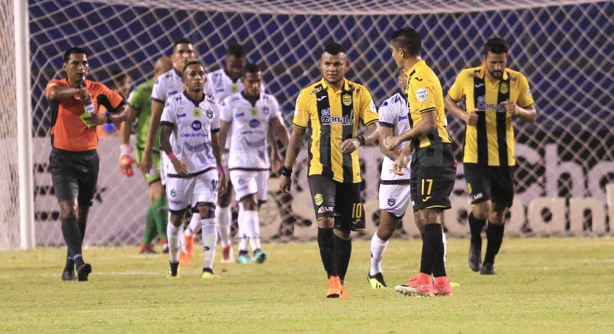 El Tauro de Panamá "tempranito" despachó al Real España de Liga Concacaf