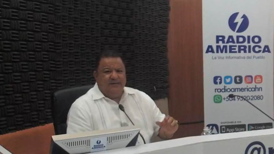 Jorge Lanza: Gobierno "suciamente" buscó estrategias y se aumentó al transporte