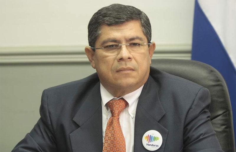Para el ministro Ayala: Los comandos de insurrección solo genera temor y atraso al país