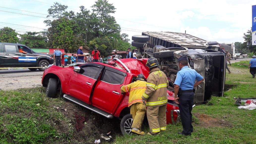 Al menos cuatro muertos y nueve heridos en accidente de tránsito en norte de Honduras