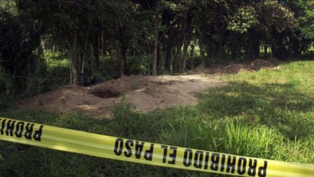 Hallan 166 cadáveres en fosa clandestina en México