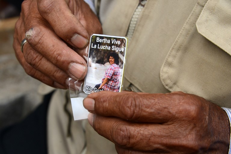 Observadores cuestionan juicio por asesinato de ambientalista hondureña