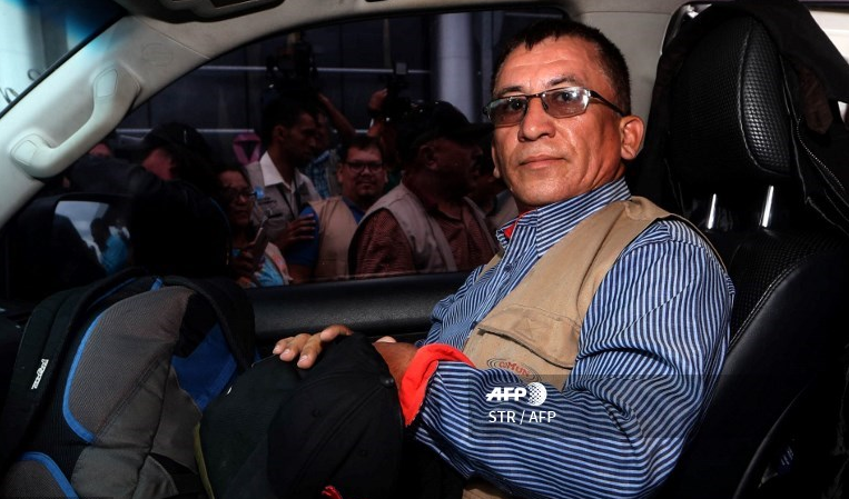 Bartolo Fuentes abandona a Honduras por amenazas de encarcelamiento