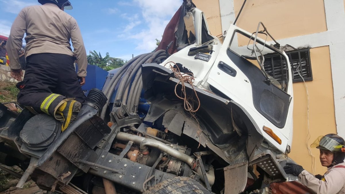 Un muerto y un herido en accidente de camión cisterna en Tatumbla