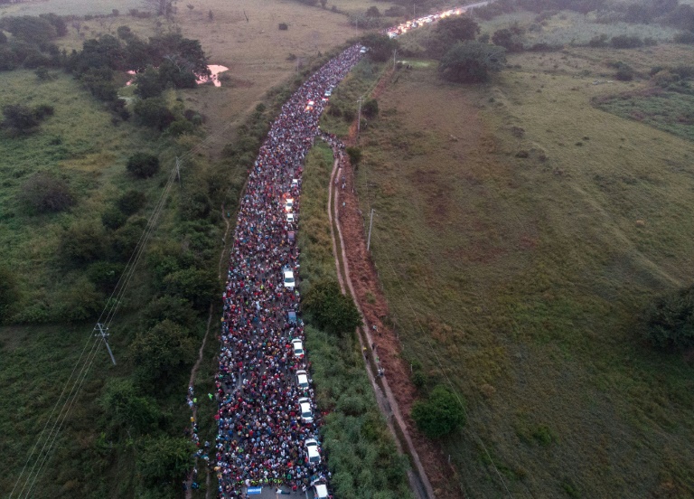 Partido Nacional responsabiliza a Libre de aprovechar "macabramente" la caravana de migrantes hondureños