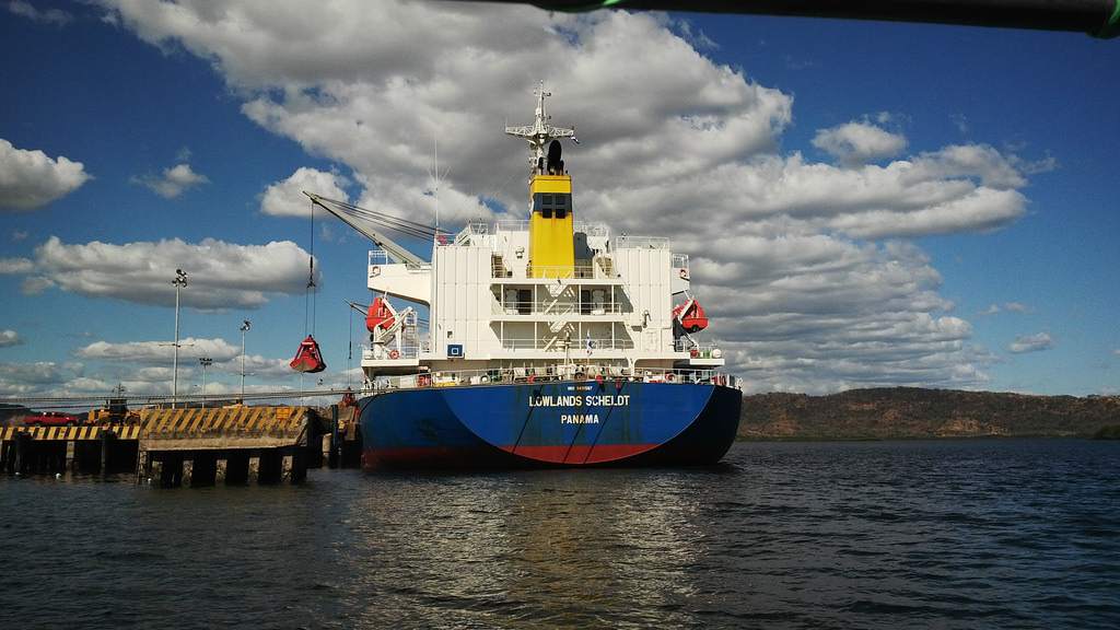 Con fuerte inversión pretenden modernizar el puerto Henecán en el sur de Honduras