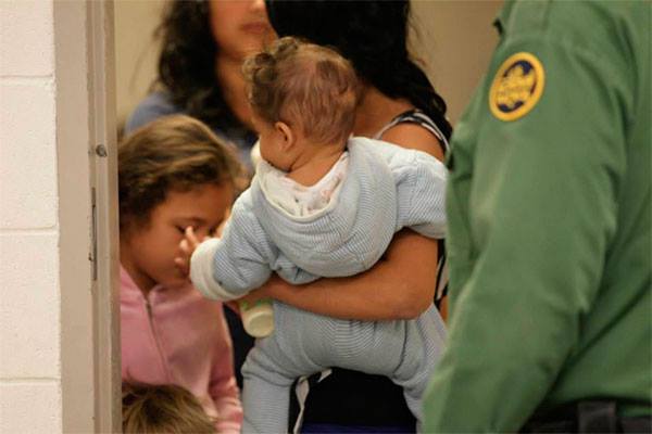 54 niños hondureños pendiente de reunificarlos con sus padres