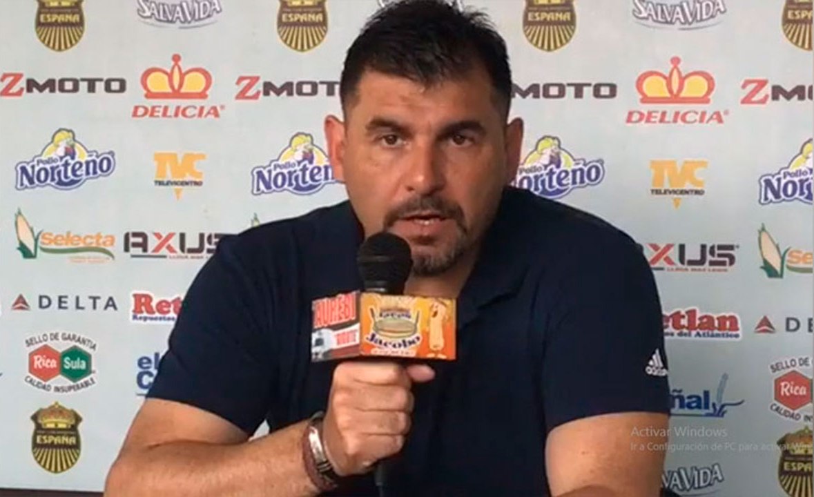 GARCÍA SE MARCHA DE REAL ESPAÑA