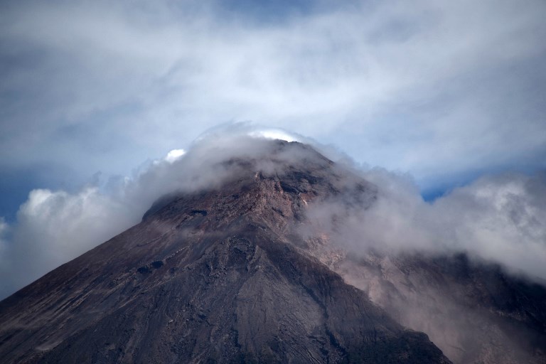 Volcán de Fuego inicia nueva fase eruptiva en Guatemala