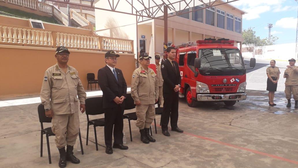 Cuerpo de Bomberos recibe donación de parte del Gobierno de Japón