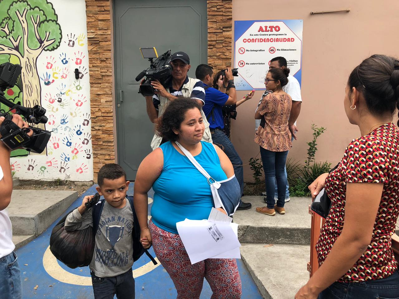 437 hondureños llegan deportados vía terrestre desde México este lunes