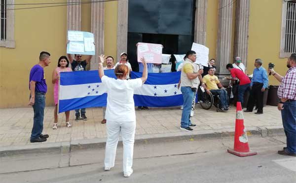 Trabajadores del Hospital San Felipe anuncian asambleas informativas por sobrecarga laboral