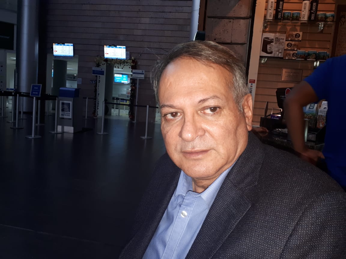 Precandidato Moncada pide a Luis Zelaya abrir las puertas del Partido para trabajar por unidad del liberalismo