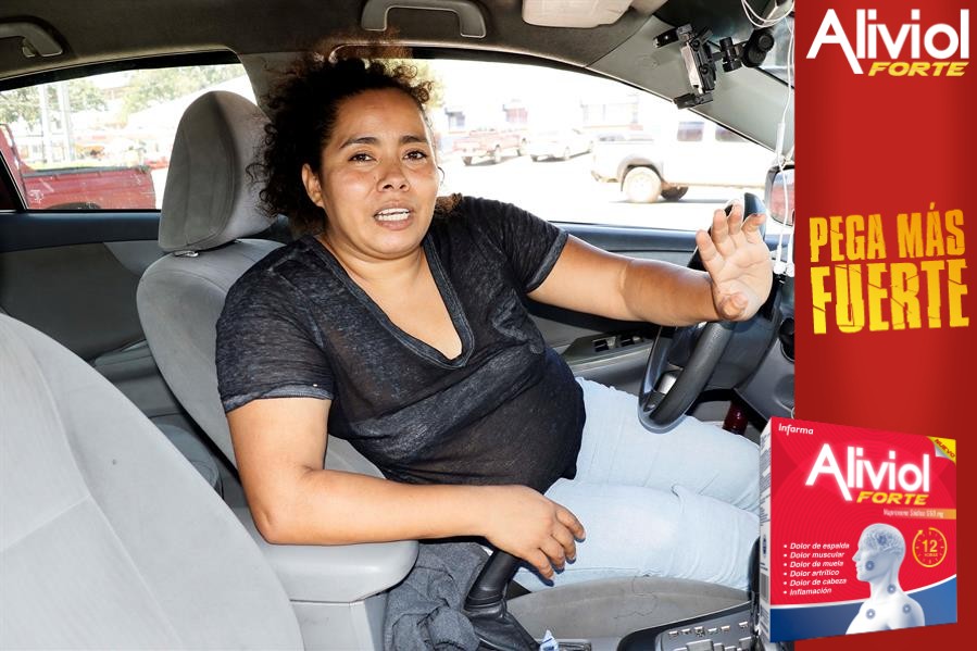 Mujeres taxistas en Honduras, trabajo "divertido" pero "difícil" por machismo