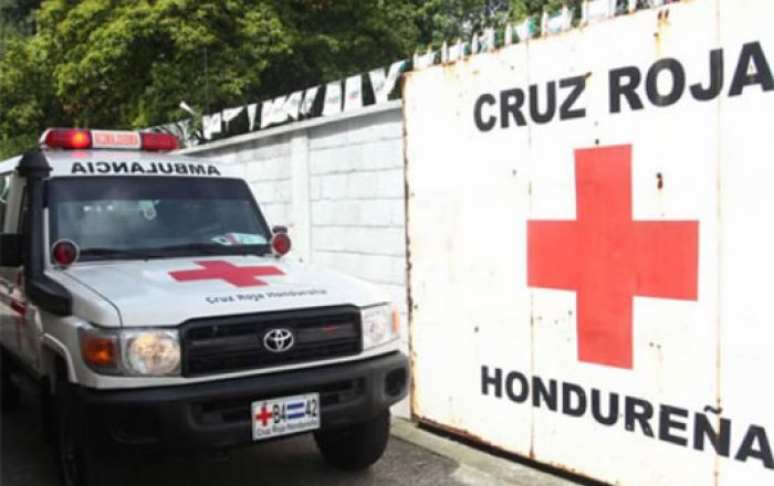 Cruz Roja Hondureña se separa de Invest-H en el manejo de hospitales móviles y equipamiento