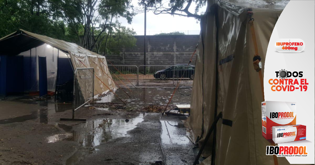 Continúan las filtraciones de agua producto de la lluvia en hospital móvil de Villanueva, Cortés