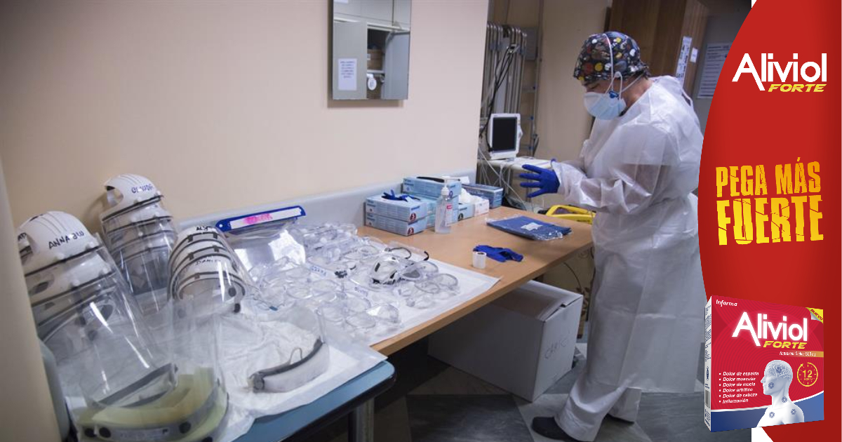 La pandemia registra su peor día, con 13.000 muertes y casi 700.000 contagios