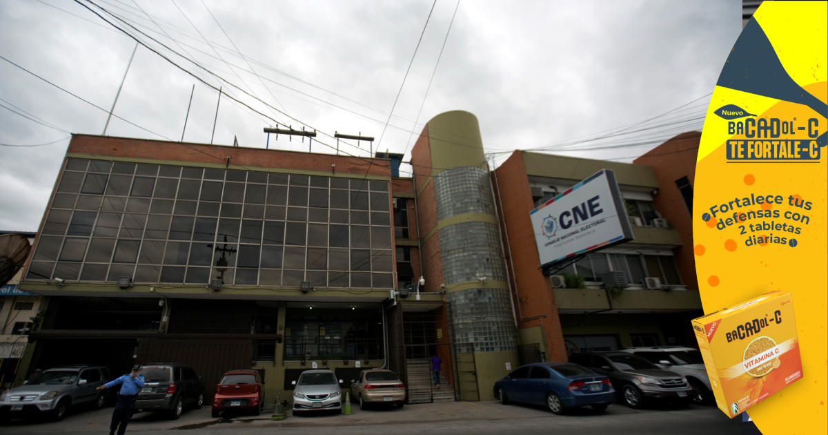 CNE ordena impresión de credenciales del Partido Nacional y Liberal, pendientes las de Libre