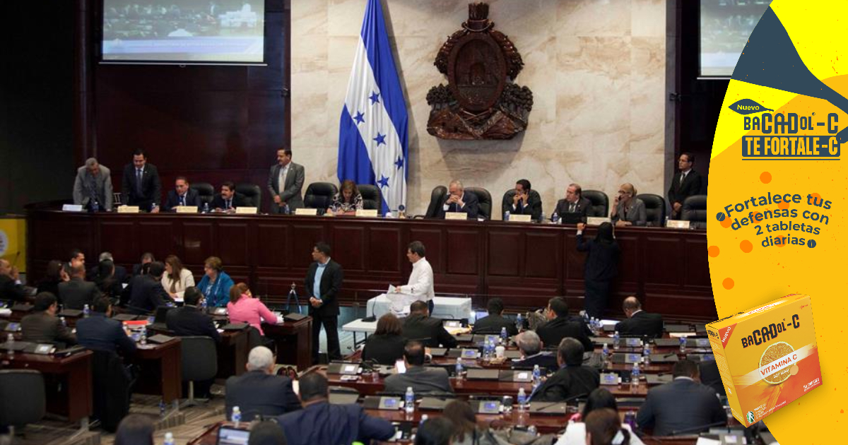 Abogado: Diputados "vinculados en corrupción y narcotráfico" no votarán a favor de juicio político contra el Presidente
