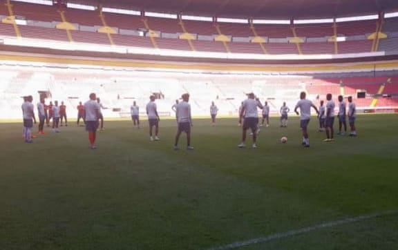 Olimpia hace reconocimiento de cancha del Estadio Jalisco - RADIO AMERICA