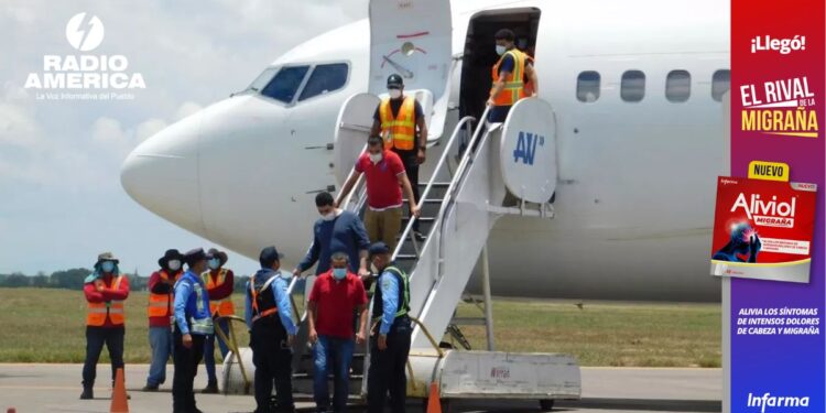 Departamento de Seguridad EEUU continúa con vuelos de expulsión de migrantes