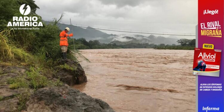 Bajan niveles de alerta en Honduras por lluvias que dejan 4 muertos y miles de afectados