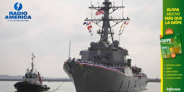 Un buque de guerra de EEUU y varios barcos son atacados en el Mar Rojo, según el Pentágono