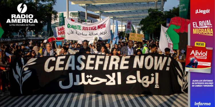 Cientos de personas marchan en la COP28 de Dubái para pedir un alto el fuego en Gaza