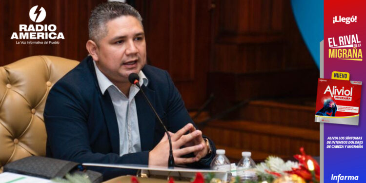 El jueves podrían elegirse de forma interina los magistrados del TSC, afirma diputado