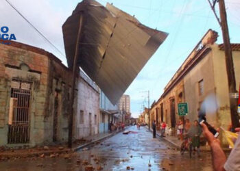 Un tornado deja serios daños a 68 viviendas en localidad al oeste de Cuba
