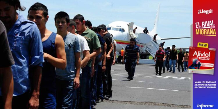 La deportación de salvadoreños se reduce en un 14 %, según el jefe de misión de la OIM