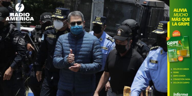 Los hondureños atentos al inicio del juicio contra el expresidente Hernández en Nueva York