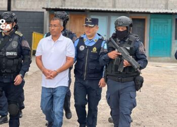 Honduras entrega en extradición a Costa Rica al presunto narcotraficante Miguel Erazo