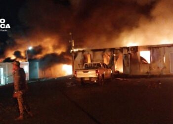 Detenidos 45 migrantes de Venezuela, Ecuador y Colombia por daños en un albergue en Darién
