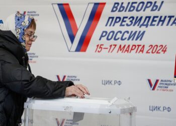 Menos incidentes y menos afluencia de votantes en la segunda jornada electoral en Rusia