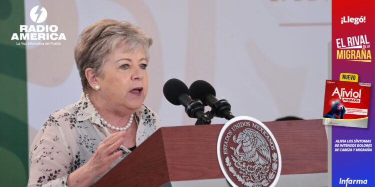 Canciller de México celebra que ley SB4 permanecerá suspendida en Texas hasta nuevo aviso