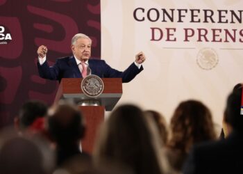 México promete «nada por la fuerza» contra Ecuador pero «todo por el derecho»