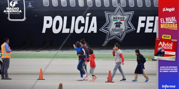 México deporta hacia Honduras a 46 menores y 121 adultos que iban hacia EE.UU.
