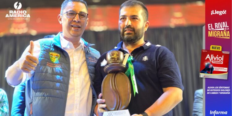 Productor hondureño gana la XX edición de Taza de Excelencia del Café con variedad geisha