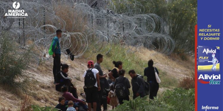 Migrantes abandonan puntos de cruce irregular en Juárez tras anuncio de medidas de Biden