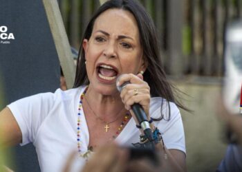 María Corina Machado denuncia que oficiales militares difunden una «información falsa»