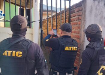 Ejecutan allanamientos contra banda de falsificadores de moneda nacional y extranjera