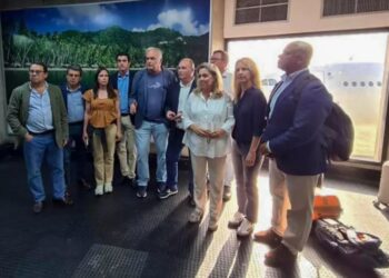 Venezuela impide la entrada de una delegación del PP, que no tenía permiso oficial