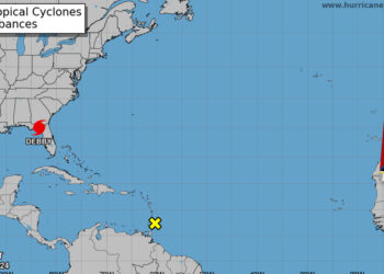 Debby toca tierra en Florida como huracán de categoría 1