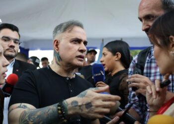 La Fiscalía venezolana citará por tercera vez a González Urrutia por supuesta conspiración