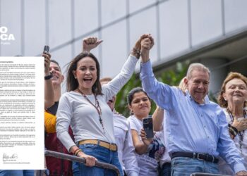 Machado y González Urrutia urgen a policías y militares a impedir «golpe» dado por Maduro